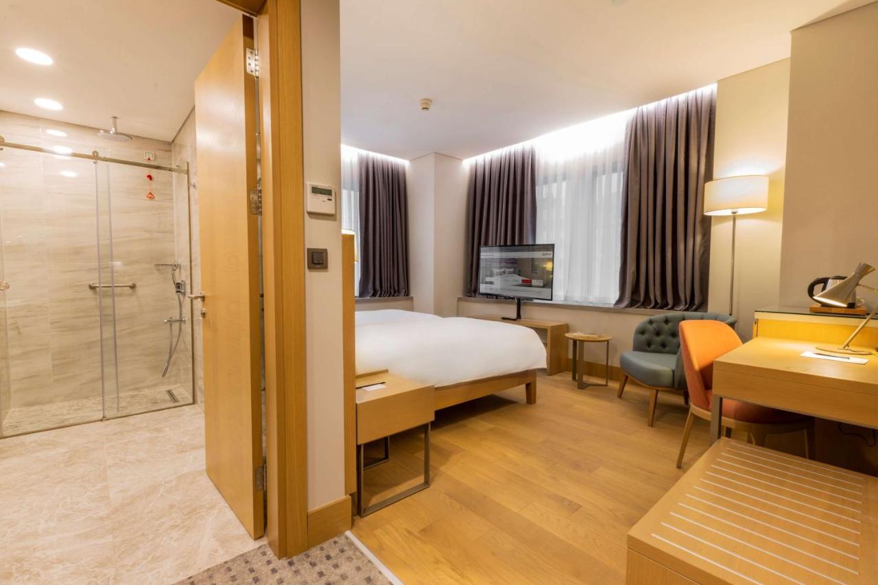 Radisson Hotel Istanbul Harbiye Exteriér fotografie