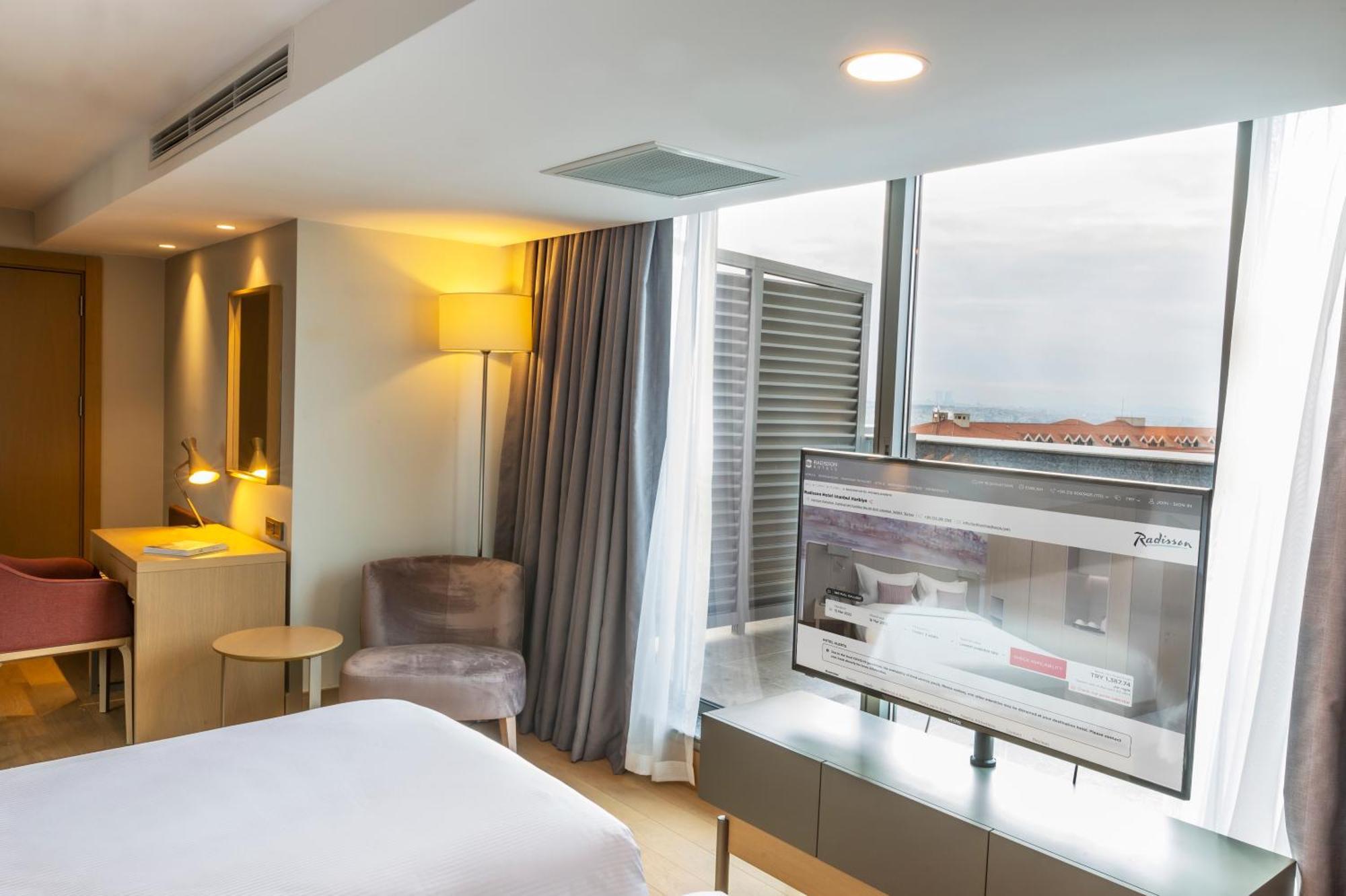 Radisson Hotel Istanbul Harbiye Pokoj fotografie